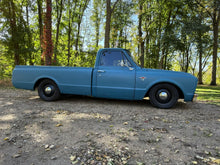 1967 Chevrolet C10 LWB Pickup