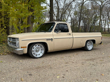 1986 Chevrolet C1500 LWB Pickup
