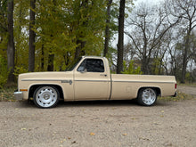 1986 Chevrolet C1500 LWB Pickup