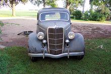 1935 Ford Deluxe Sedan                                                            Springfield, MN,,Schwanke Engines LLC- Schwanke Engines LLC
