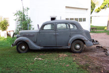 1935 Ford Deluxe Sedan                                                            Springfield, MN,,Schwanke Engines LLC- Schwanke Engines LLC