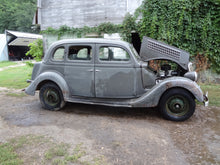 1935 Ford Deluxe Sedan                                                            Springfield, MN,,Schwanke Engines LLC- Schwanke Engines LLC